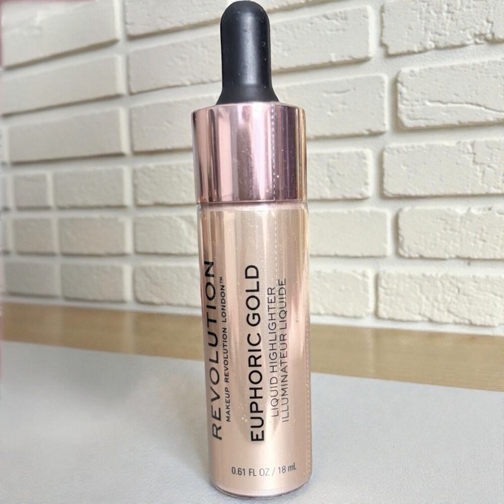 Makeup Revolution Euphoric Gold Liquid Highlighter New Sealed